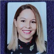 Maestra de Educación Infantil y Primaria, dispongo de certificado Cambridge nivel B2 de Inglés, y un Máster Universitario relacionado con dificultades y trastornos de aprendizaje
